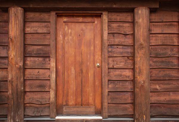 Log Cabin Siding Installation in Sequim