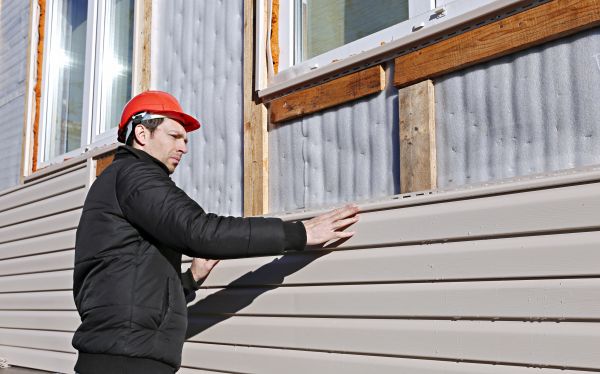 Vinyl Cladding Repair in Sequim